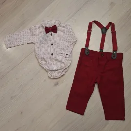 Baba alkalmi szett kisfiúknak Fehér-piros színben szívecskés-pöttyös bodyval